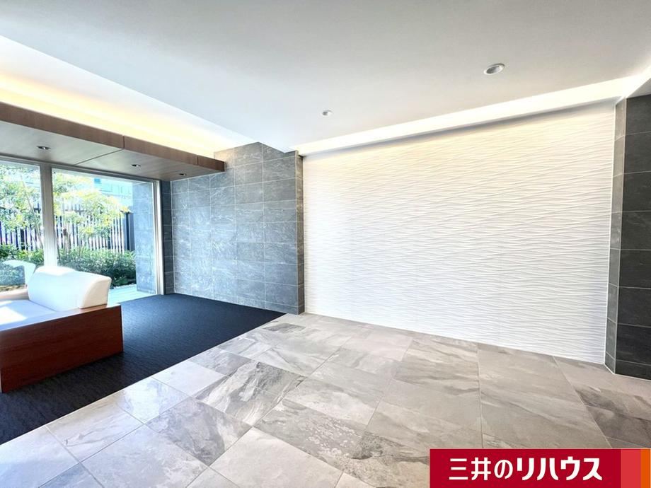 Bright 3LDK Apartment in Fuchinobe - Photo 1