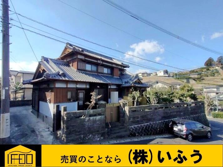Renovated 2-Generation Home in Quiet Oita Neighborhood - Photo 1