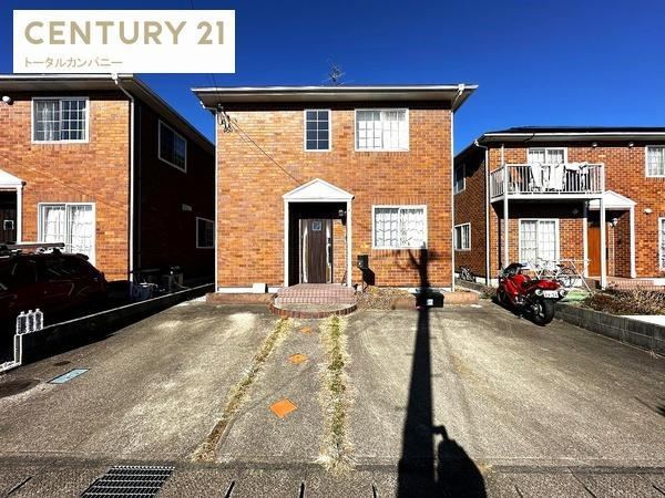 Sturdy 4LDK+S House with Modern Design in Shimano-Uchi - Photo 1