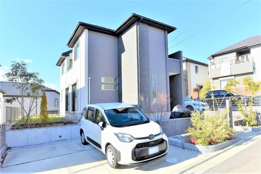 Newly Built 4LDK House on Spacious Lot - Photo 1