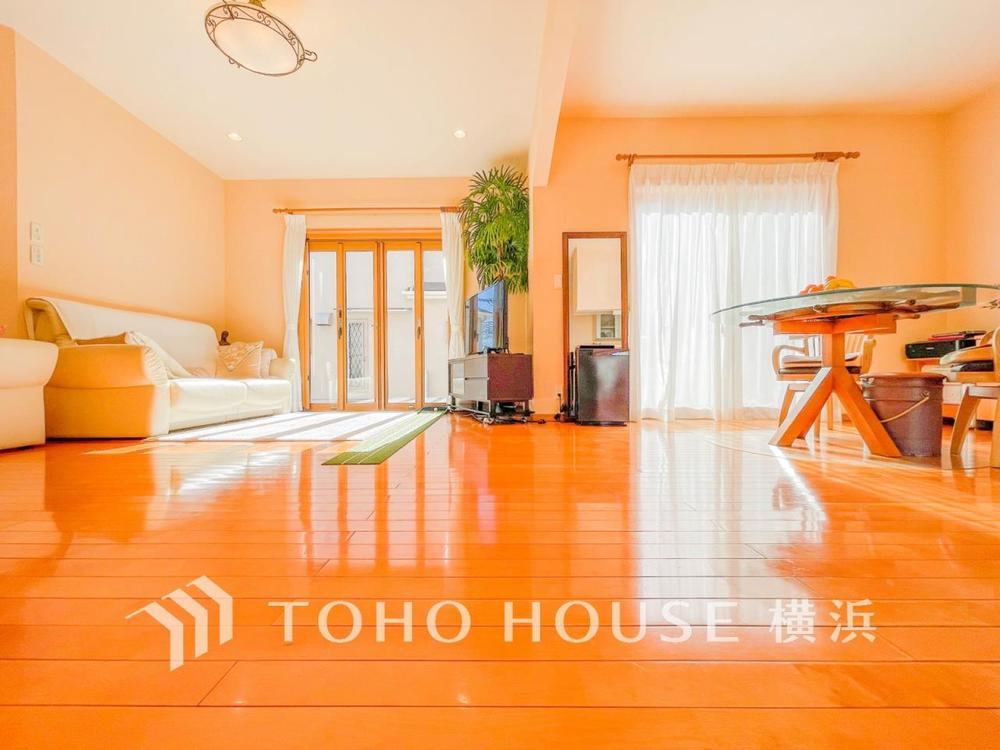 Custom-Built 4LLDDKK Home for Two Families - Photo 1