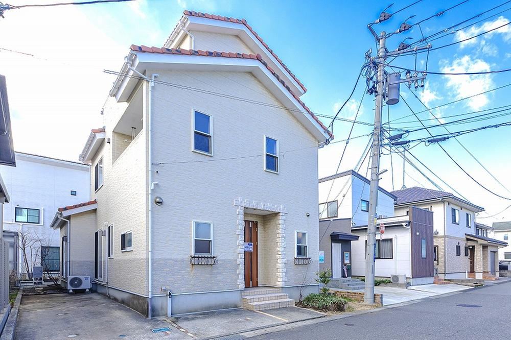 Modern 6LDK House in Niigata - Photo 1