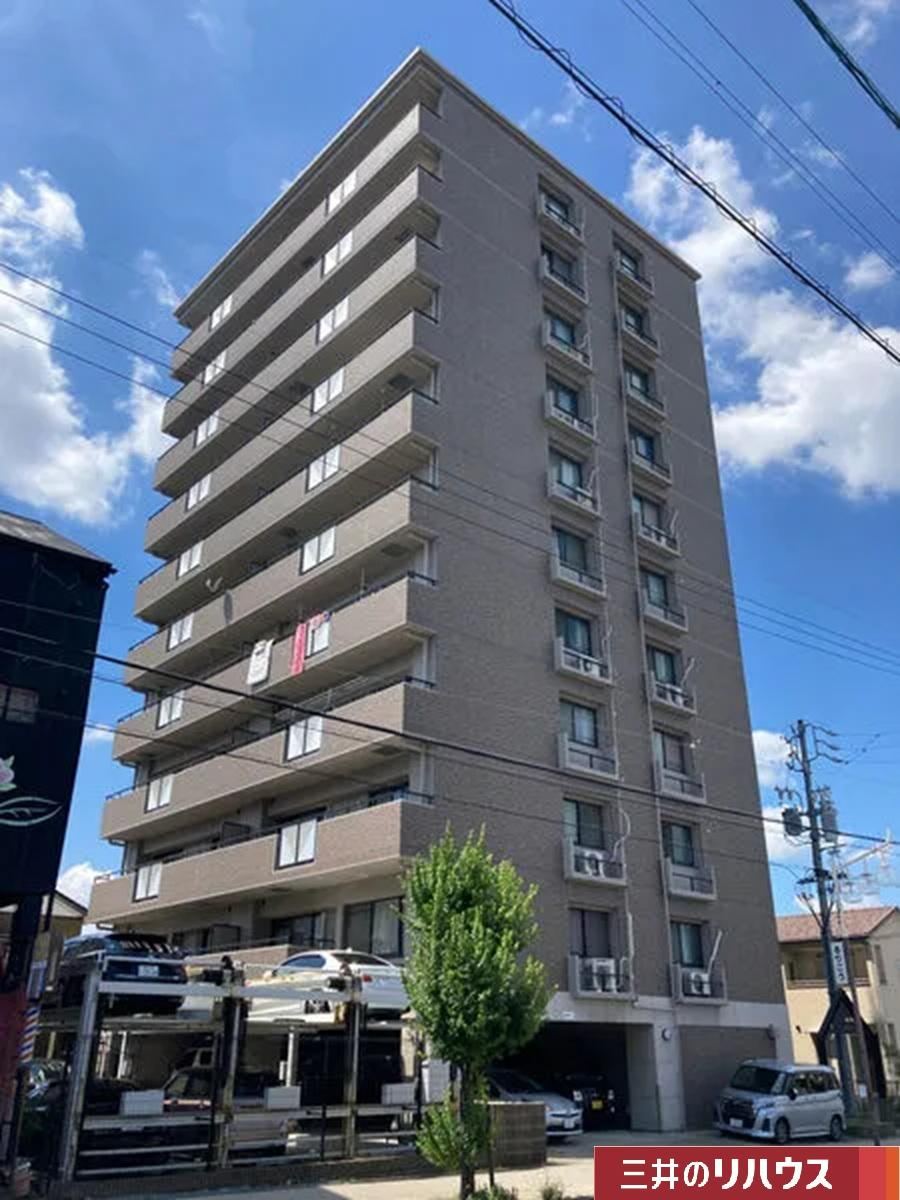 3LDK apartment in Toyota, Aichi - Photo 1