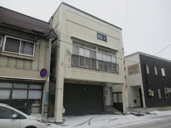 Spacious 2LDK House Close to Aomori Station - Photo 1