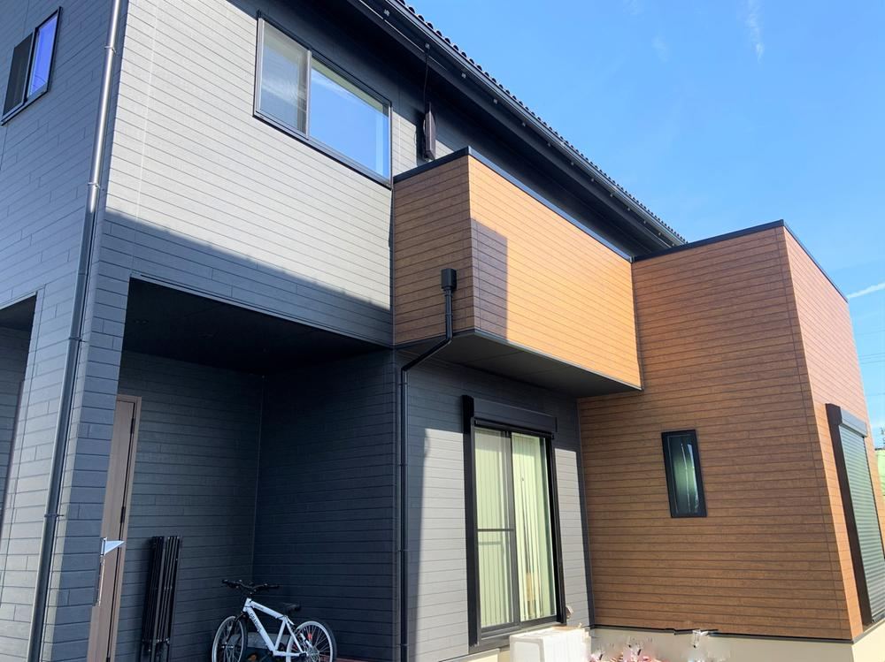 Stylish 4-Year-Old Home in Unuma Habacho - Photo 1
