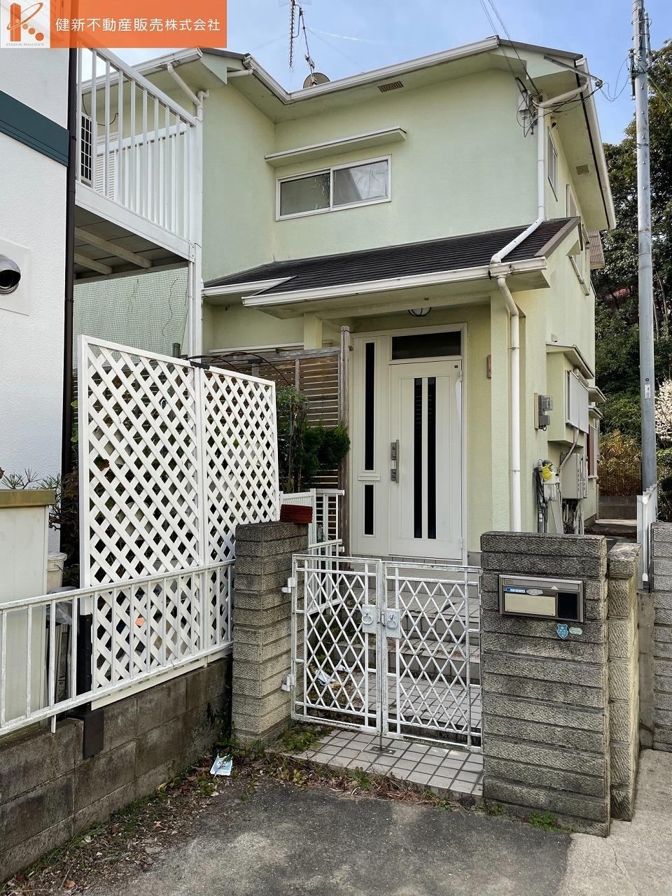 4LDK House with Convenient Access in Ikawadani - Photo 1