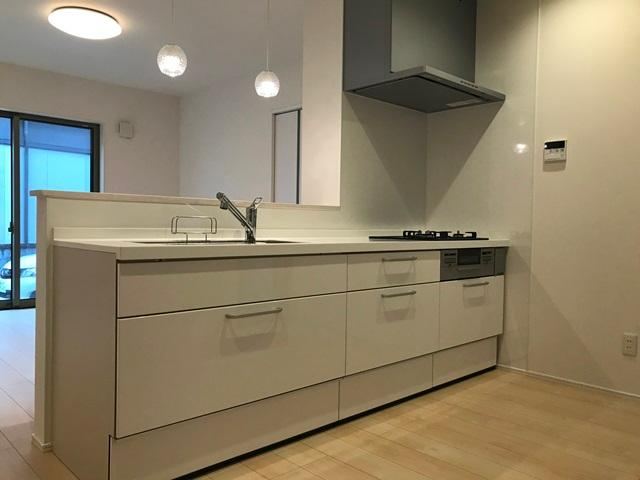 Modern 3LDK House in Ise - Photo 1