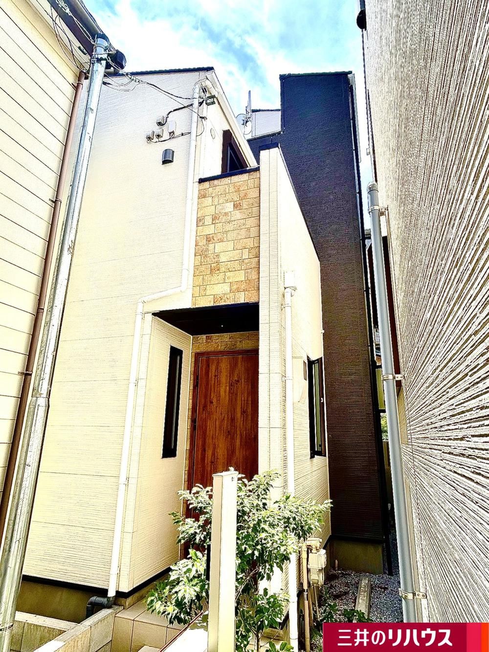 1LDK House with Rooftop in Minami Sakae 2, Kawasaki - Photo 1