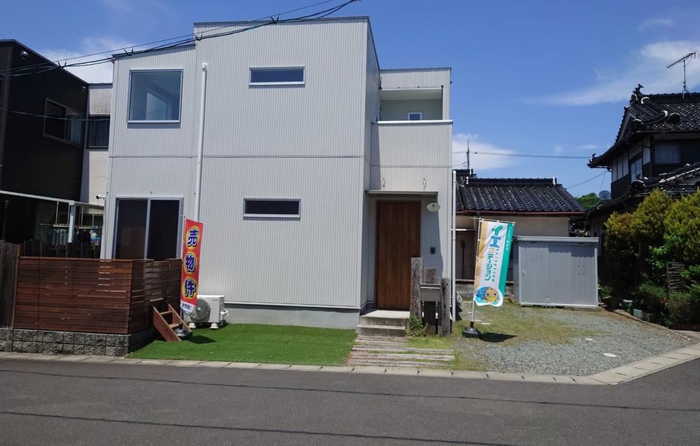 Modern 3LDK House Near Katsumata Station - Photo 1