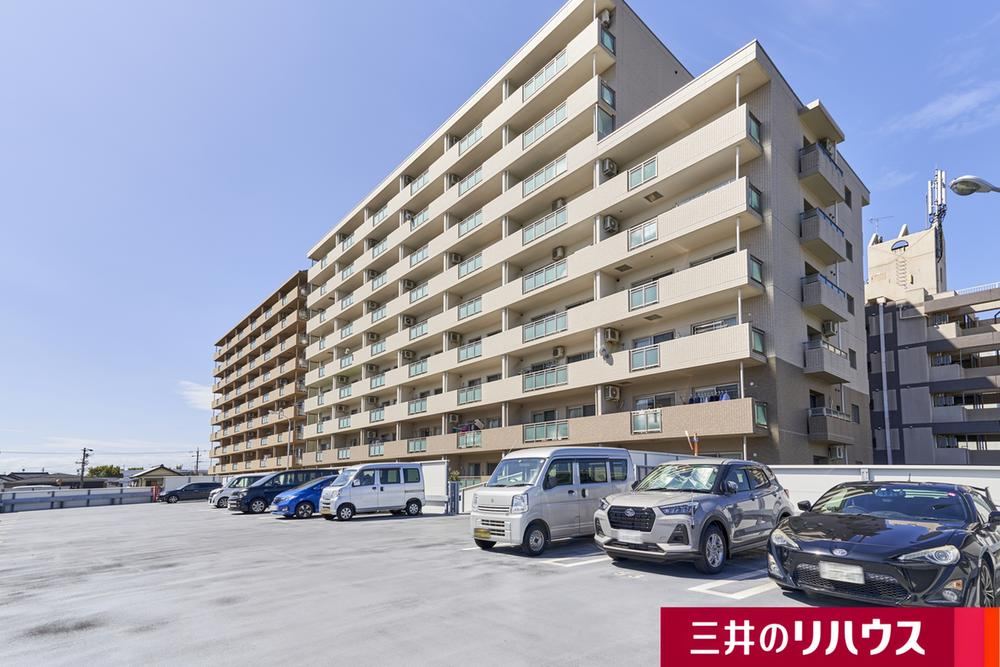 2LDK+S apartment in Toyohashi, Aichi - Photo 1
