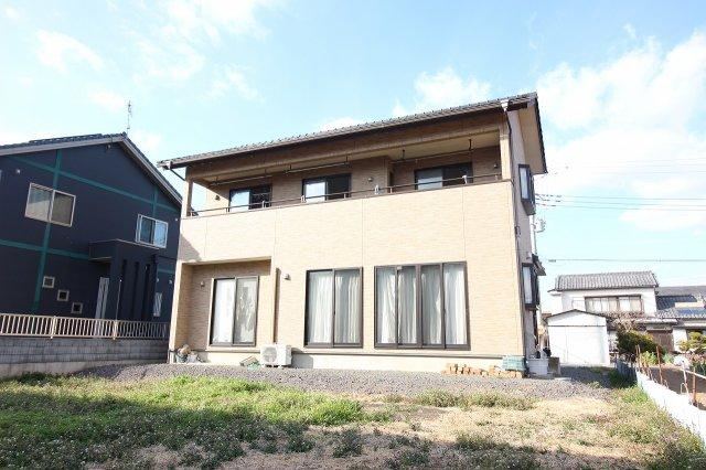 4LDK house in Ota, Gunma - Photo 1