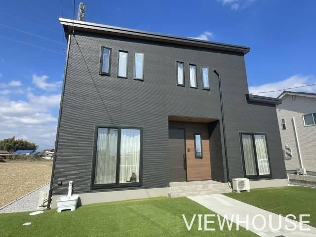 4LDK house in Ota, Gunma - Photo 1