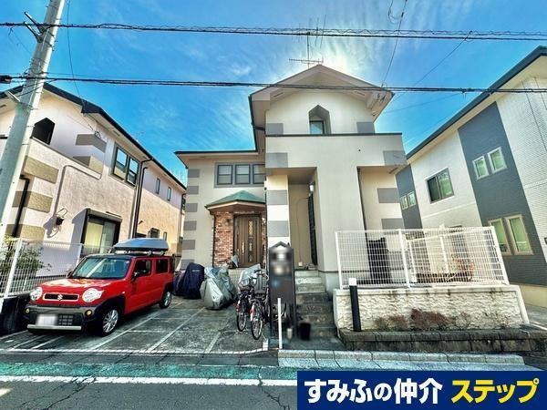 Custom-Built 5LDK House in Ebina - Photo 1