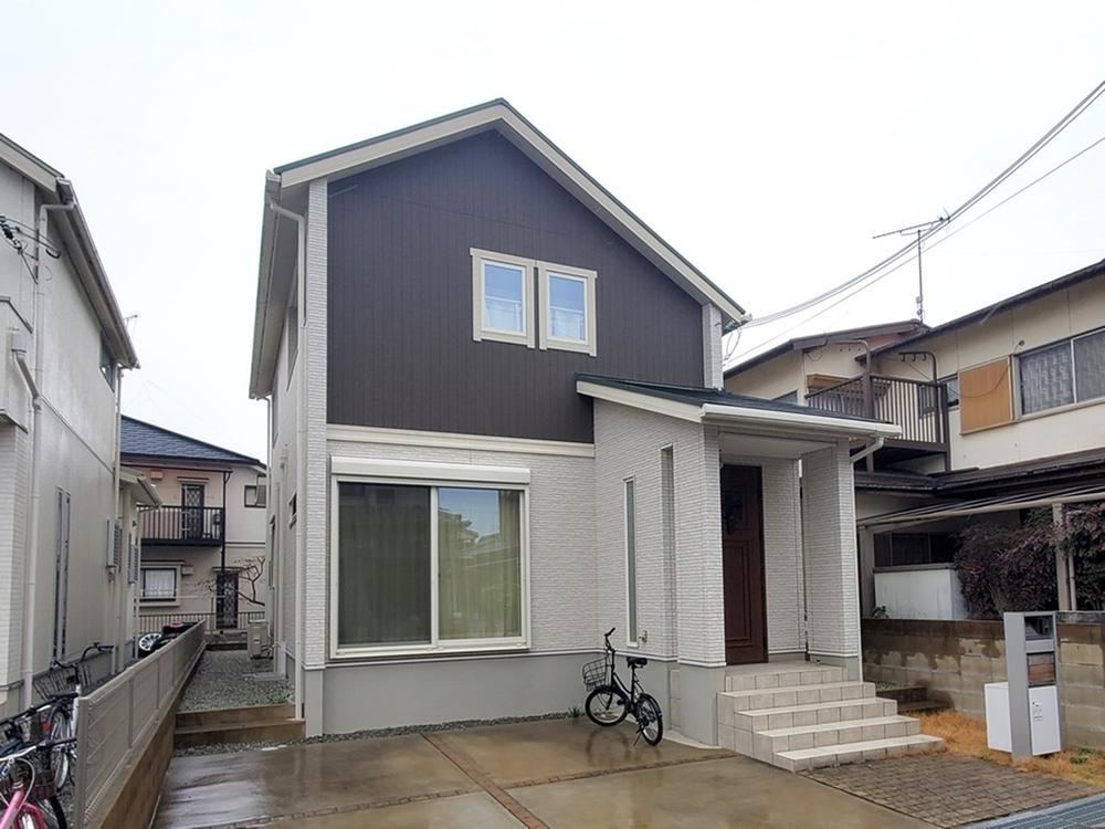 Modern 4LDK House Near Hiyoka Station - Photo 1