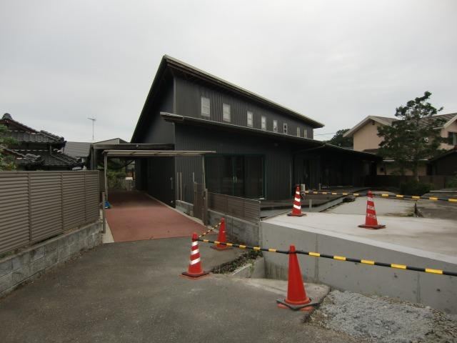 Spacious 2LDK+S Home with Large Land in Asa - Photo 1