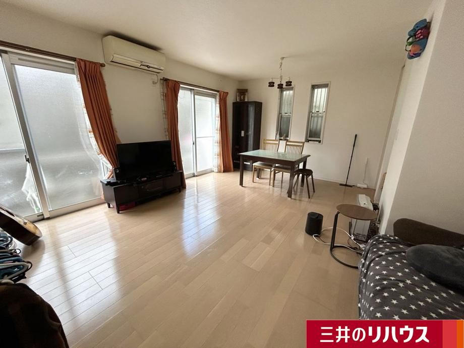 Spacious 4LDK Home in Inabashō - Photo 1