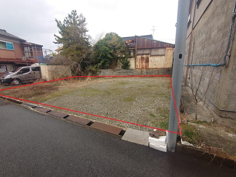 141 m² land in Uozu, Toyama - Photo 1