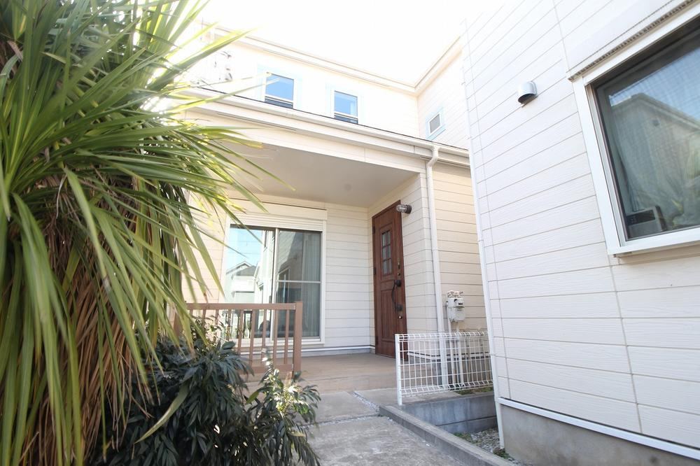 Modern 4LDK Detached House with Parking for 2 Cars - Photo 1
