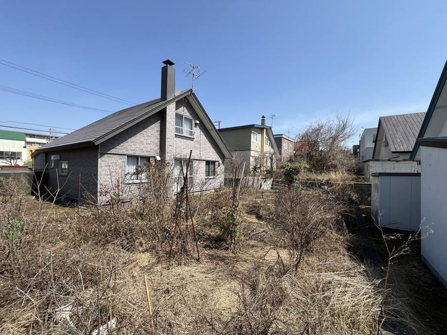 333 m² land in Atsubetsu Ward, Sapporo, Hokkaido - Photo 1