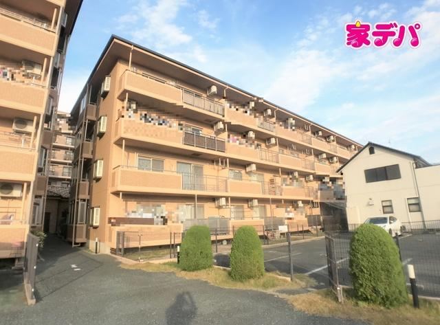3LDK apartment in Toyohashi, Aichi - Photo 1
