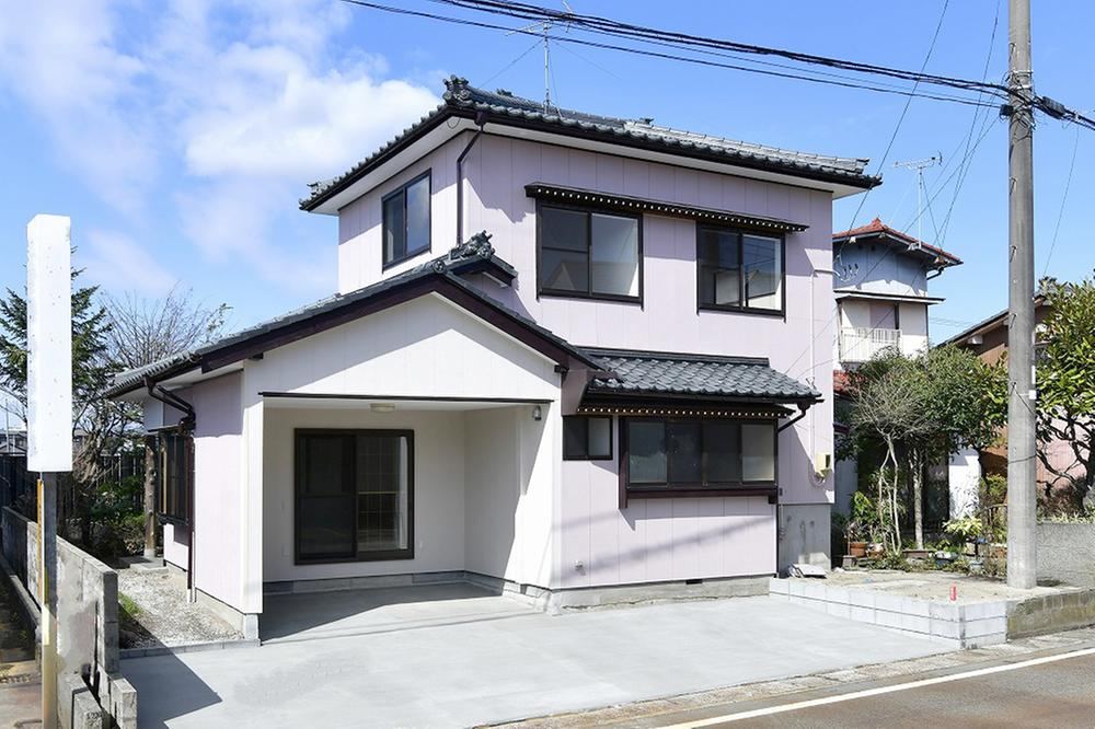 Renovated 4LDK House Next to Ainex Shibata - Photo 1