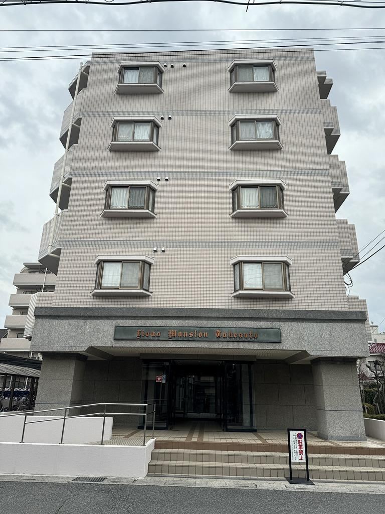 Renovated 3LDK Apartment in Kasukabe - Photo 1