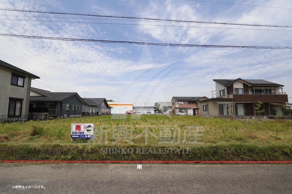 736 m² land in Miyakonojo, Miyazaki - Photo 1