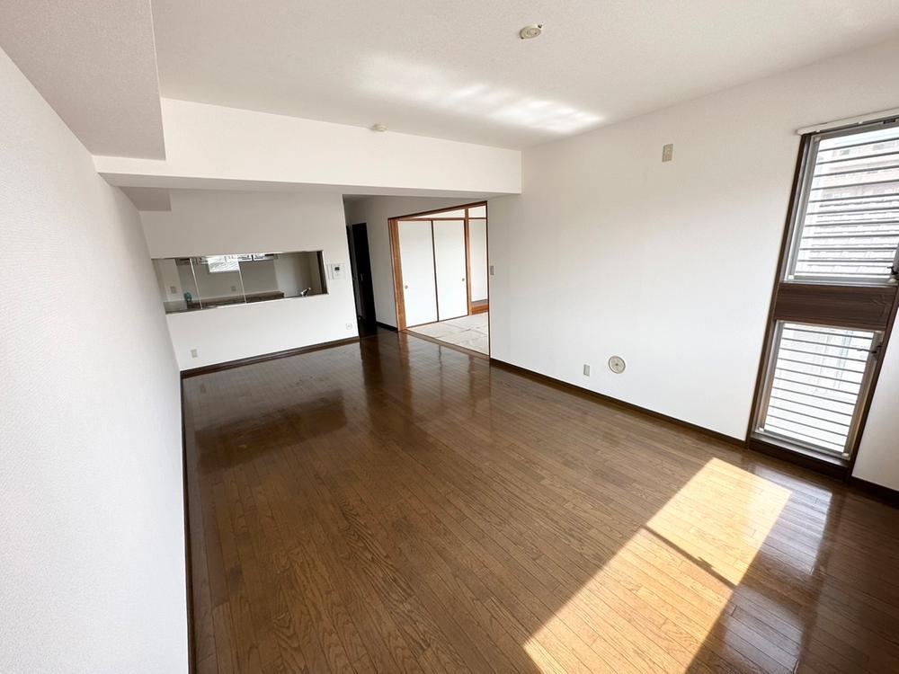4LDK+S apartment in Minami Ward, Hiroshima - Photo 1