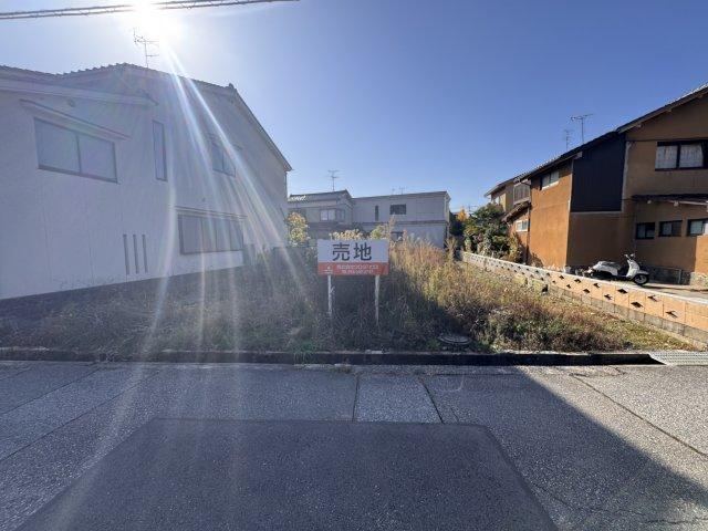 267 m² land in Kanazawa, Ishikawa - Photo 1