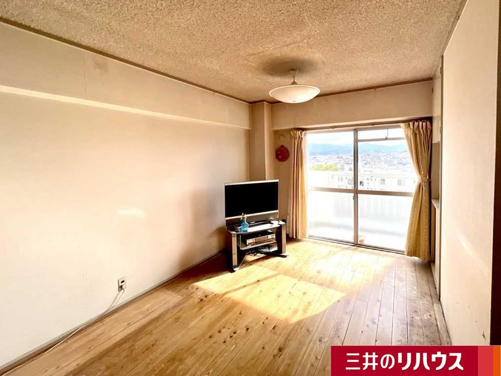 3LDK apartment in Osakasayama, Osaka - Photo 1