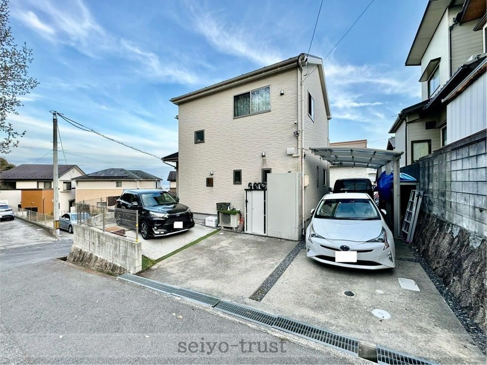 4LDK house in Saeki Ward, Hiroshima - Photo 1