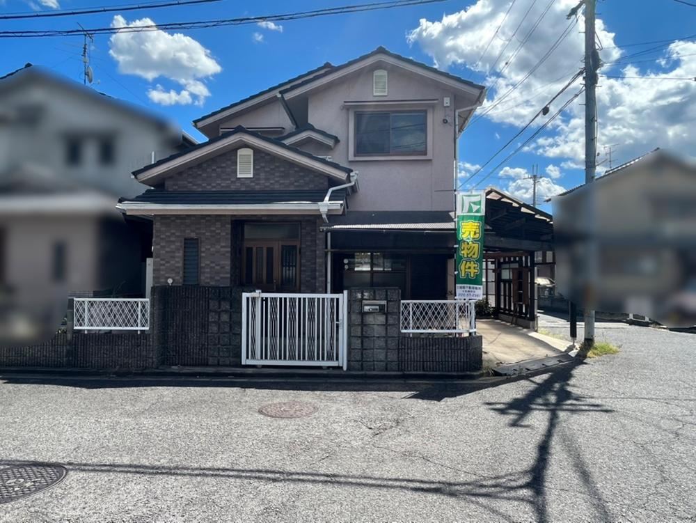 Corner Lot 4LDK House in Kimebocho - Photo 1
