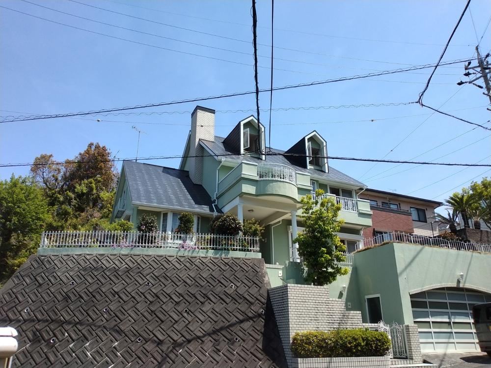 Elegant 6LDK Mansion with Scenic Views - Photo 1