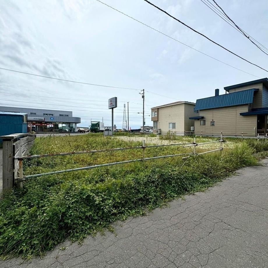 Generous Land in Koyochō, Tomakomai - Photo 1