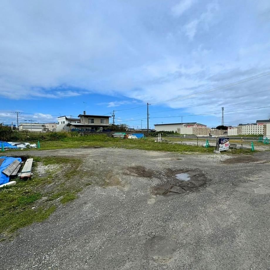 Spacious Land in Tomakomai, Nishinokawa - Photo 1