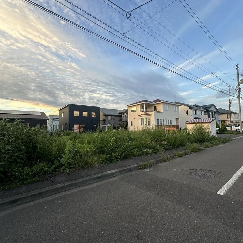 Flat Land with Mountain Views in Seiuncho, Tomakomai - Photo 1
