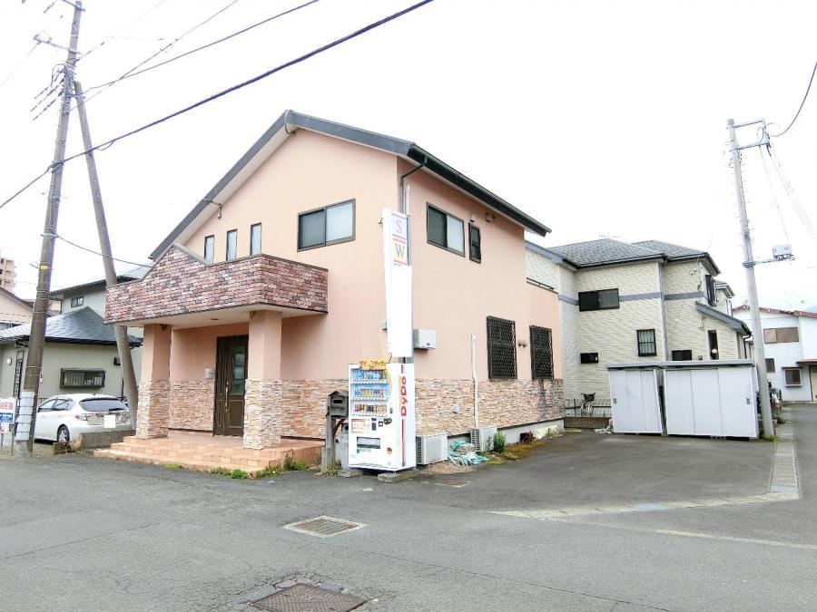 Modern 2LDK House with Solar Power in Odawara - Photo 1