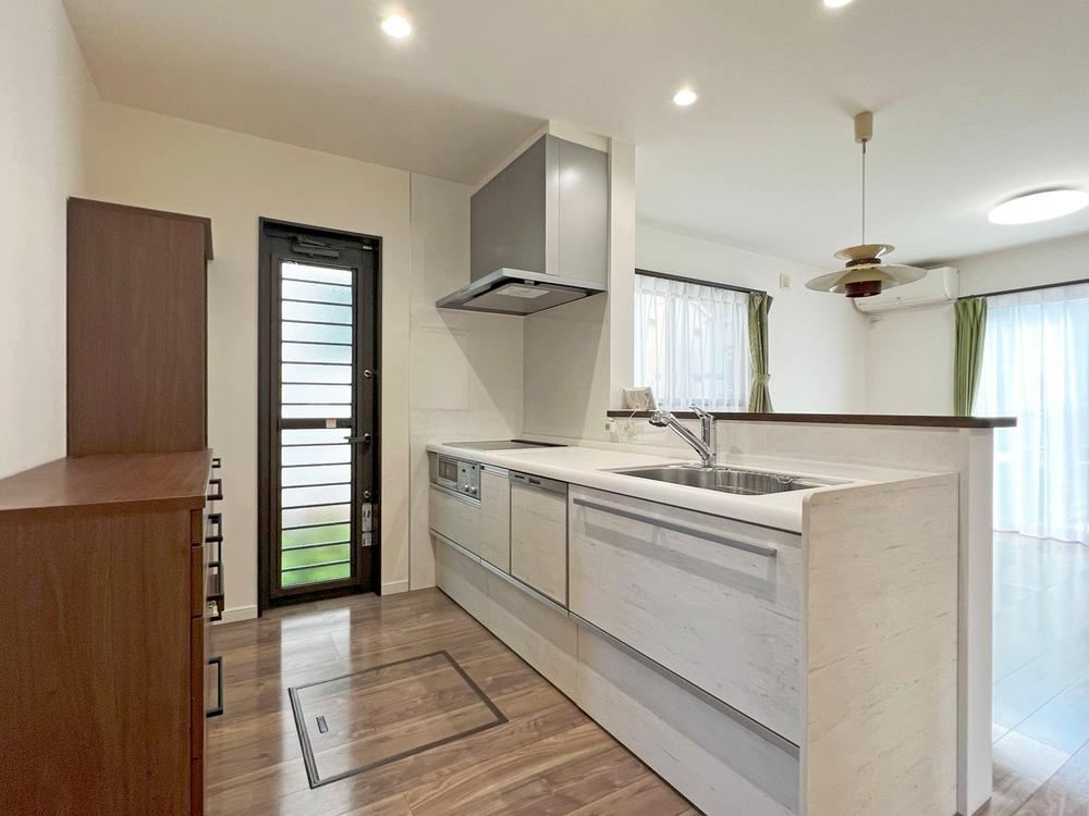 Modern 4LDK House in Takaya-hori - Photo 1