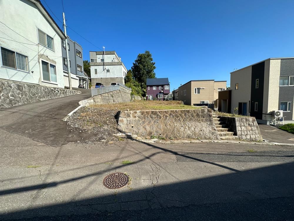 Spacious Land Near Otaru Chikko Station - Photo 1