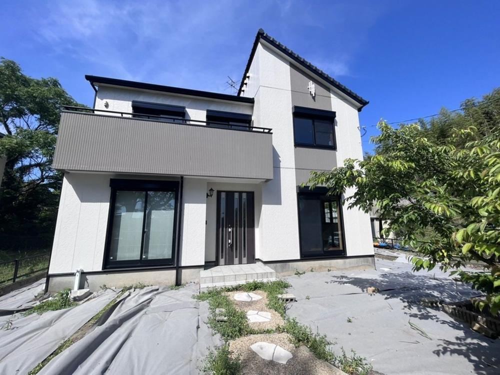 Renovated 4LDK Home Near TSMC in Otsu Town - Photo 1