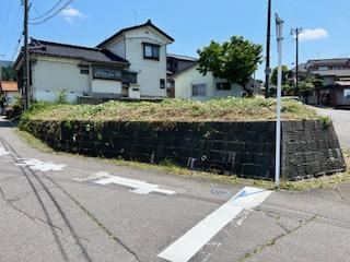 plot of land in Tainai