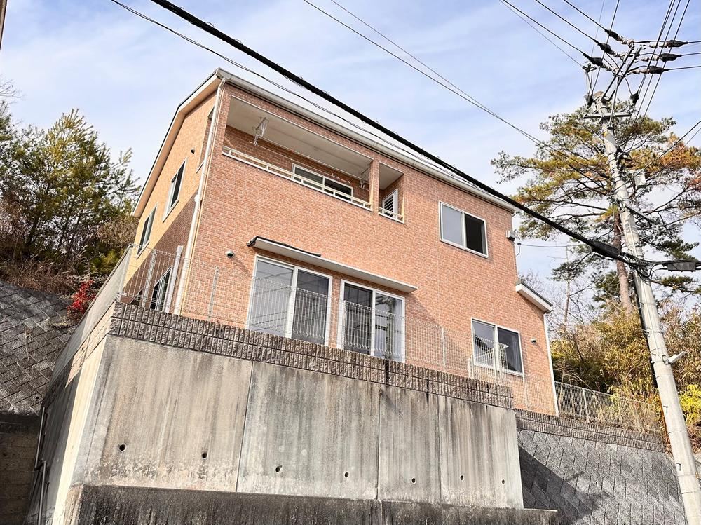 3LDK+S house in Saeki Ward, Hiroshima - Photo 1