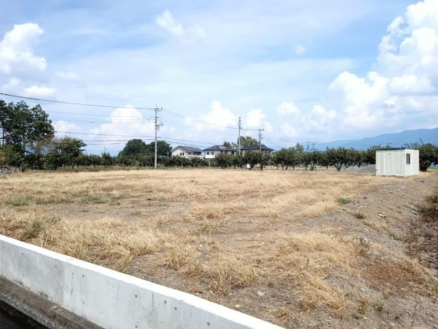 1826 m² land in Chuo, Yamanashi - Photo 1