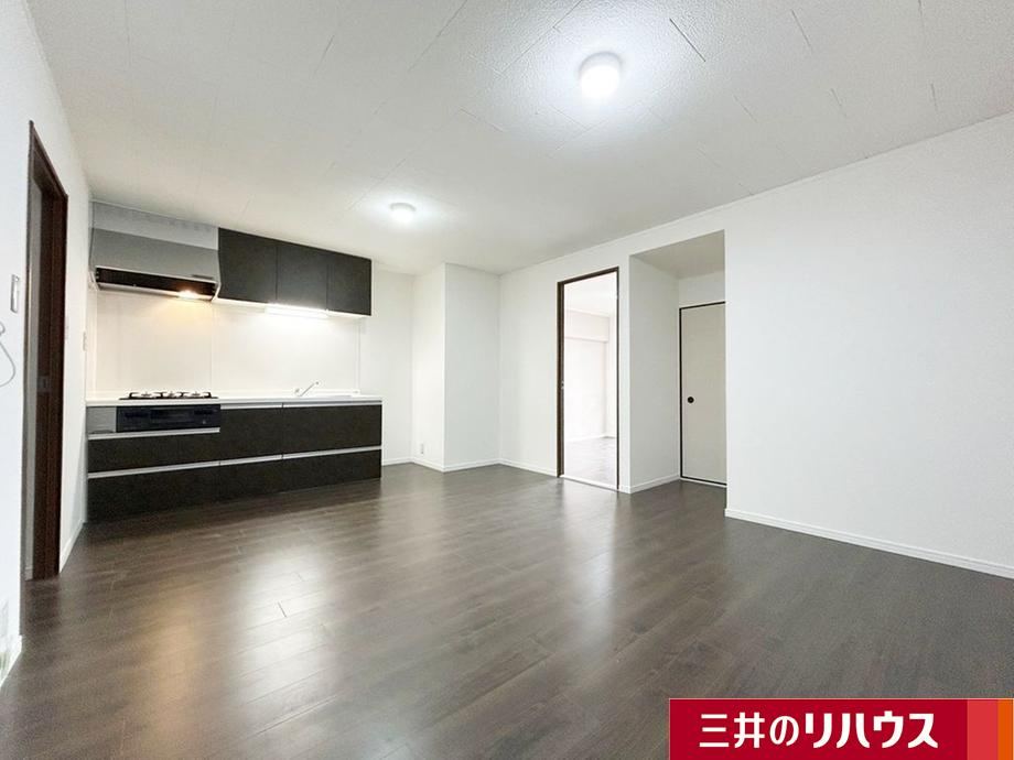 3LDK apartment in Ibaraki, Osaka - Photo 1