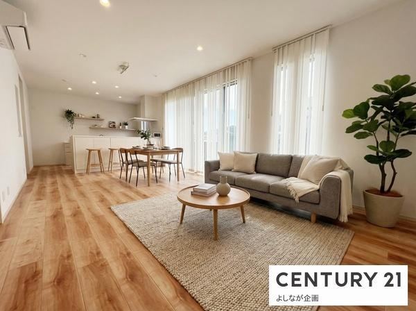 Stylish 2LDK Detached House in Kitakyushu - Photo 1