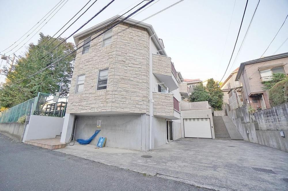 Prime Rental Property Near Seijogakuenmae Station - Photo 1