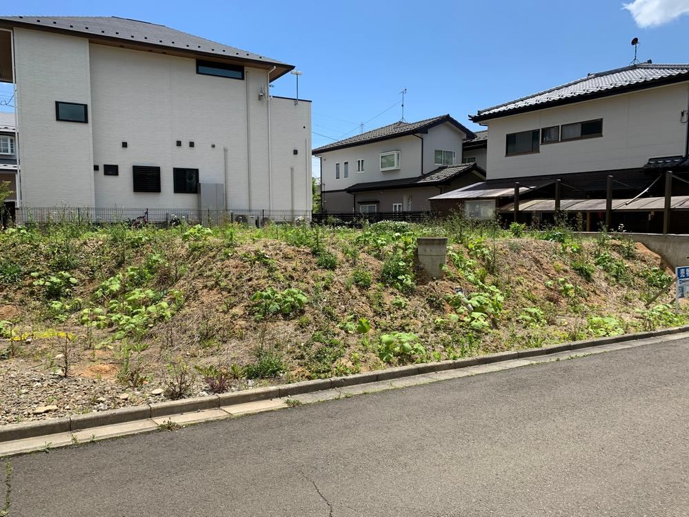 Conveniently Located Land in Aoba Ward - Photo 1