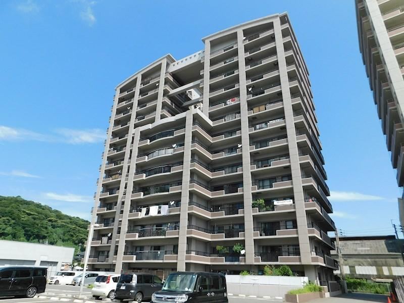 4LDK apartment in Wakamatsu Ward, Kitakyushu, Fukuoka - Photo 1