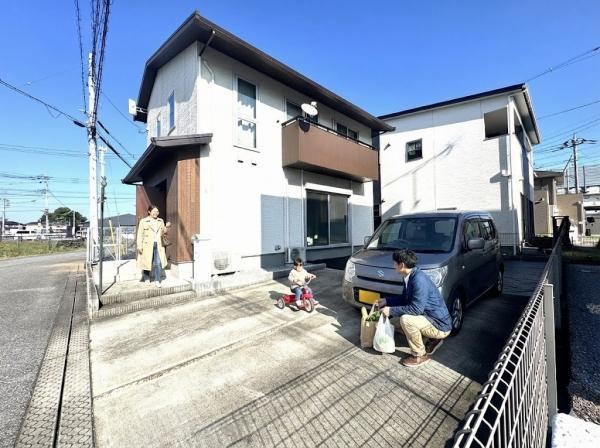 Stylish 3LDK House with Home Office in Kamikamou - Photo 1
