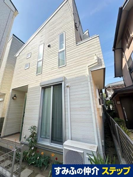 Modern 3LDK House in Hanazono - Photo 1